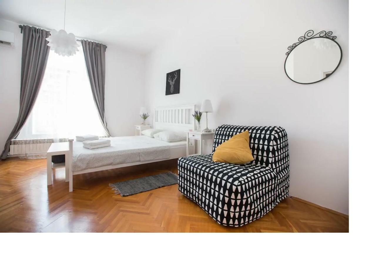 Oberiter Apartments - Center Of Zagreb, Fast Wifi, Ac, Kitchen, Parking Eksteriør bilde